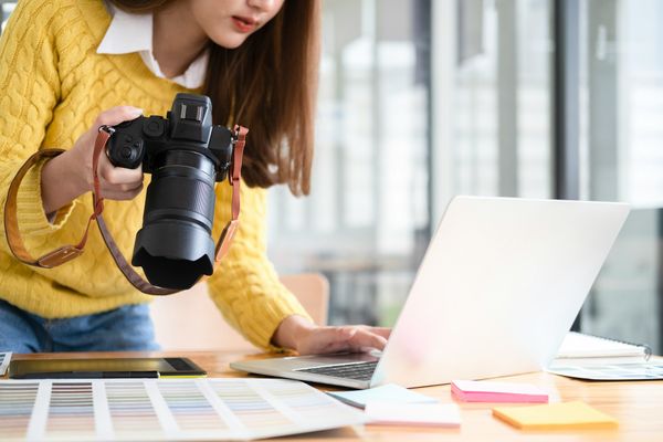 How to Use an AI Image Extender to Make Your Photos Fit Any Frame